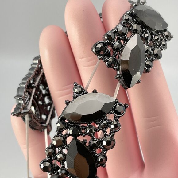 Black Gunmetal Tone Black Glass Rhinestone Bracelet Stretch Elegant Boho Goth - Picture 6 of 6